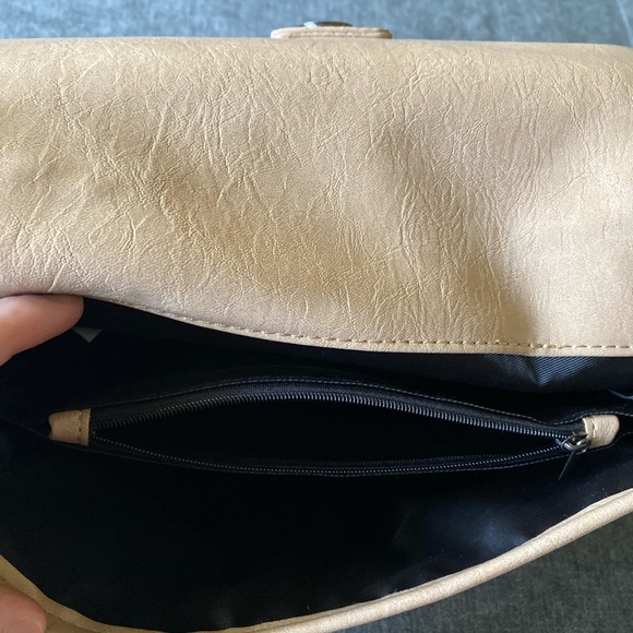 Neutral Crossbody Bag - Picture 7 of 12